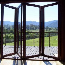 aluminium folding doors
