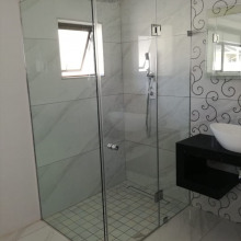 Zunmar Traders - Shower Gallery 1